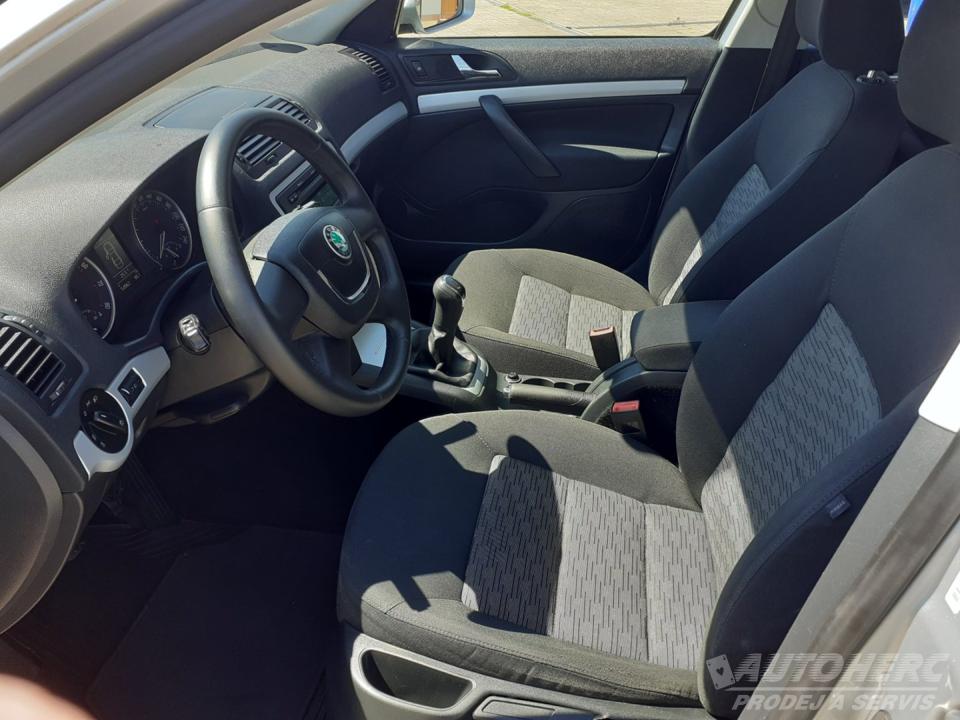 Škoda Octavia 1.4 TSi AMBIENTE