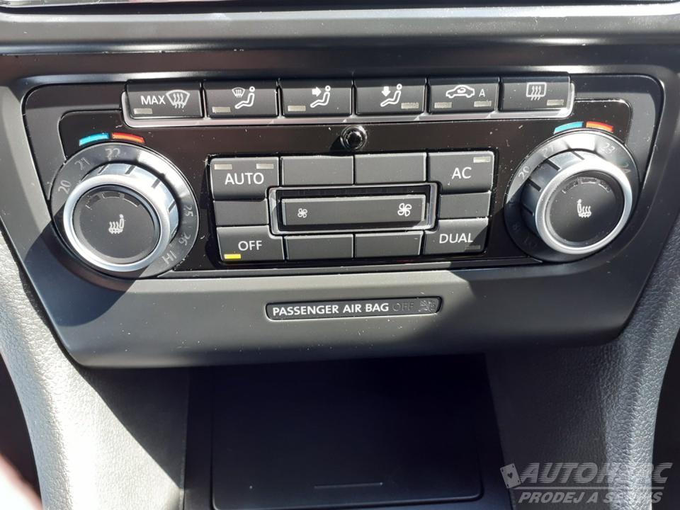 Volkswagen Golf VI 1.4 90kW