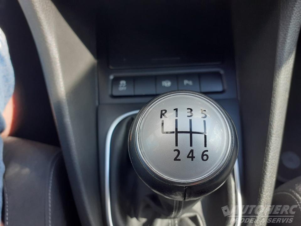 Volkswagen Golf VI 1.4 90kW