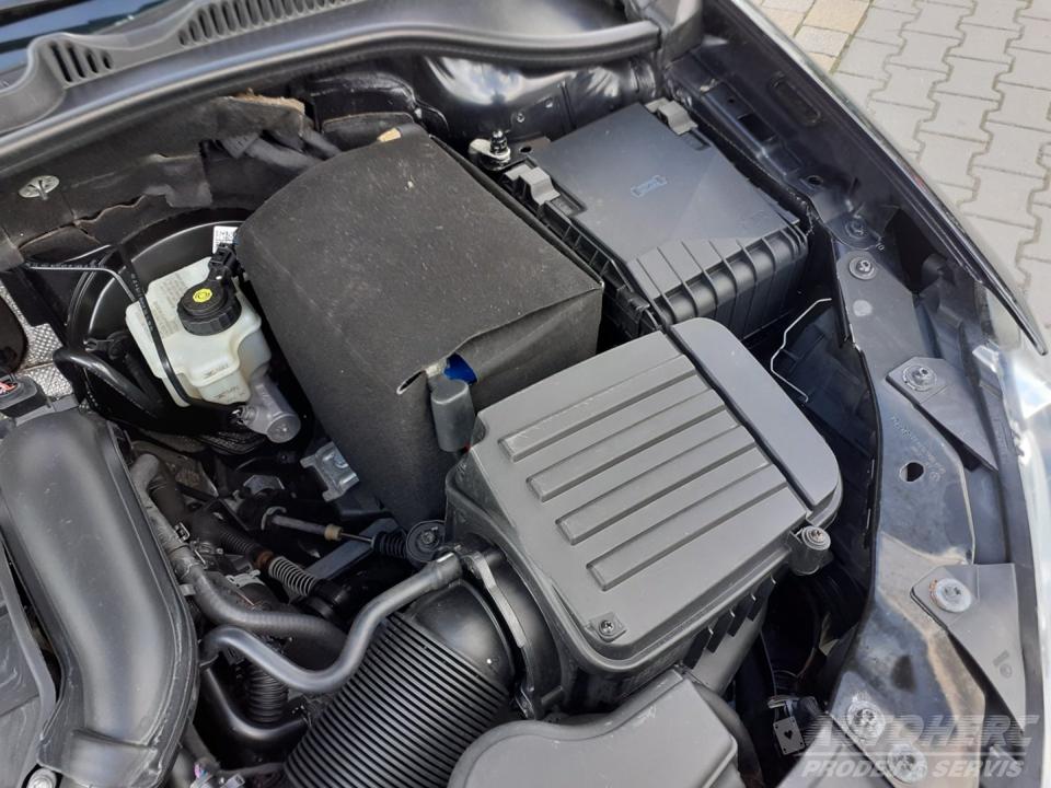 Volkswagen Golf VI 1.4 90kW