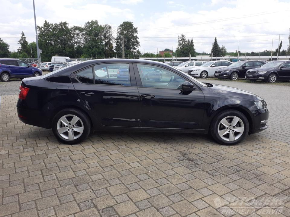 Škoda Octavia 1.4 TSi  110 Kw ČR