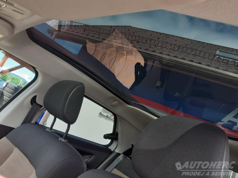 Citroën C4 Cactus 1.2 PT  KAMERA  ČR
