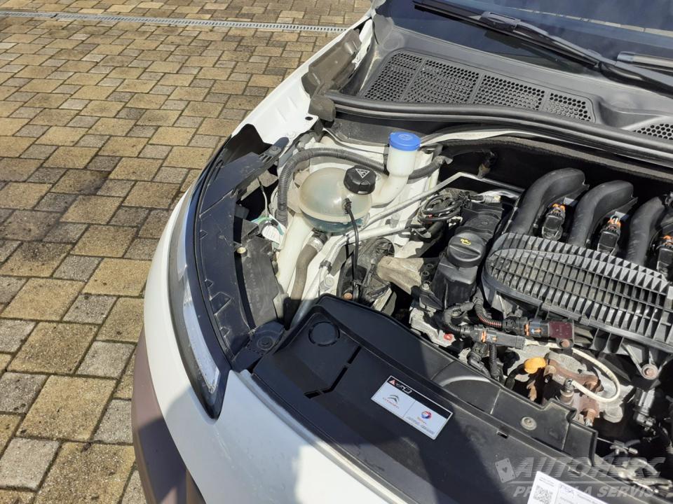 Citroën C4 Cactus 1.2 PT  KAMERA  ČR