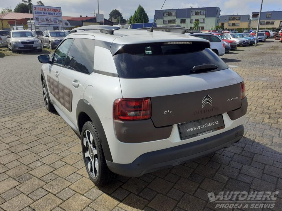 Citroën C4 Cactus 1.2 PT  KAMERA  ČR