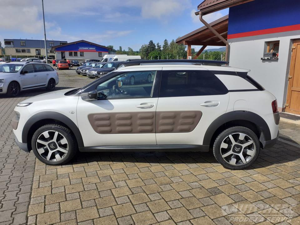 Citroën C4 Cactus 1.2 PT  KAMERA  ČR
