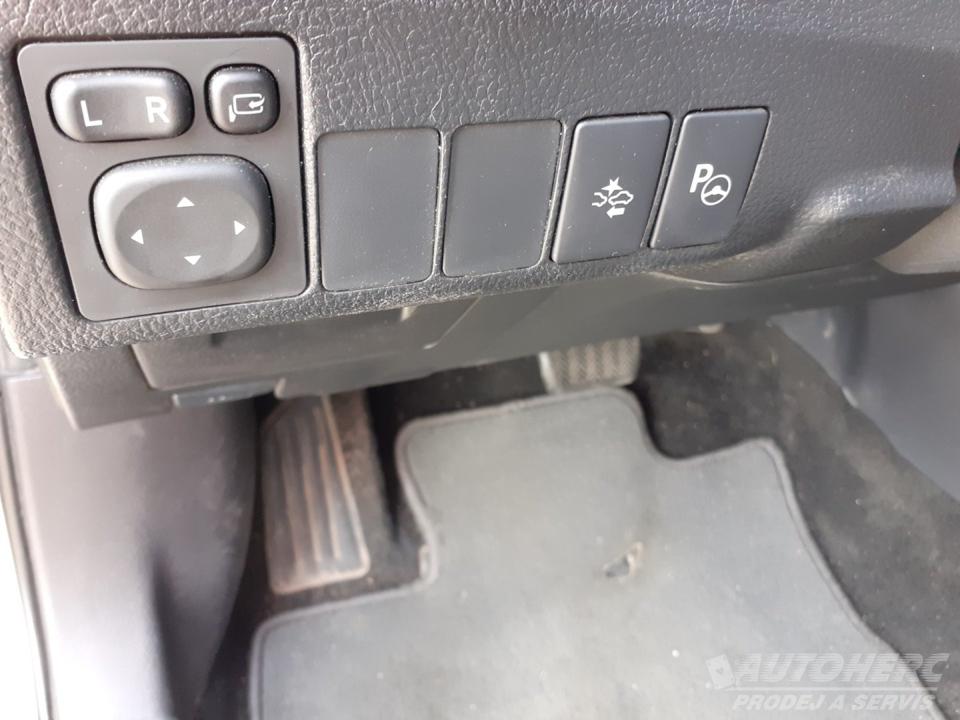 Toyota Auris 1.6 i Valvematic  AUTOMAT