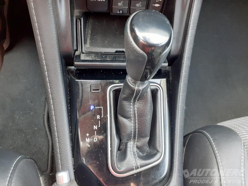 Toyota Auris 1.6 i Valvematic  AUTOMAT