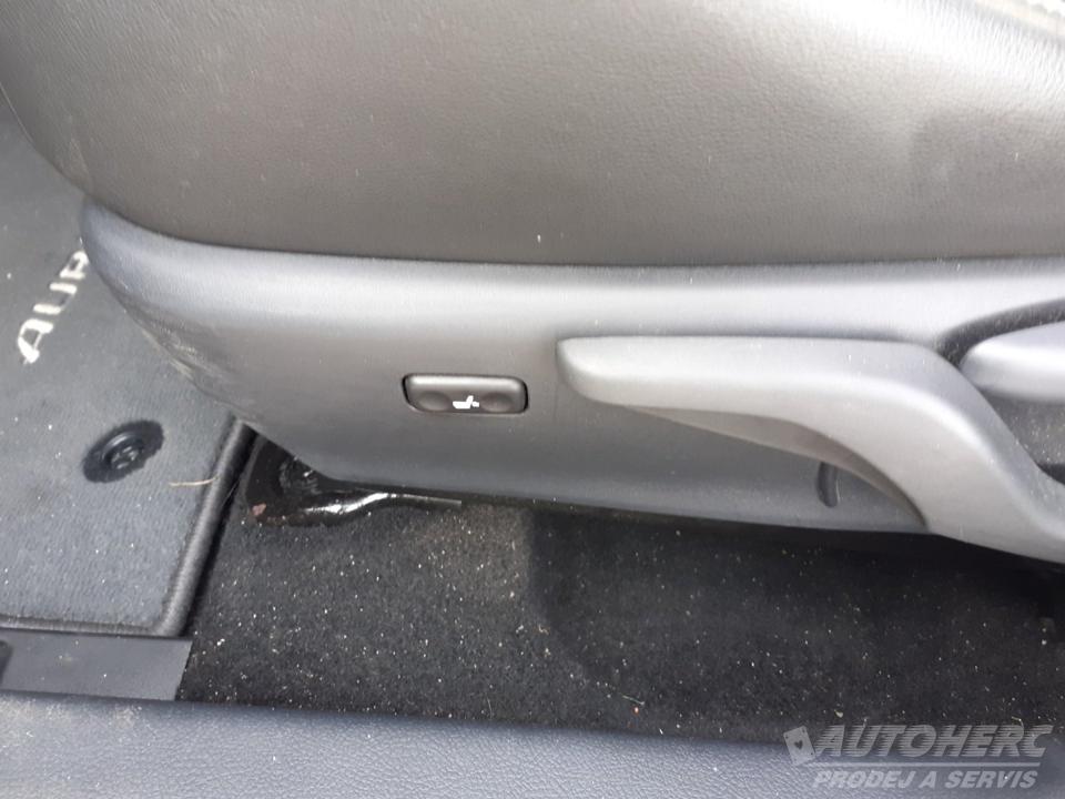 Toyota Auris 1.6 i Valvematic  AUTOMAT