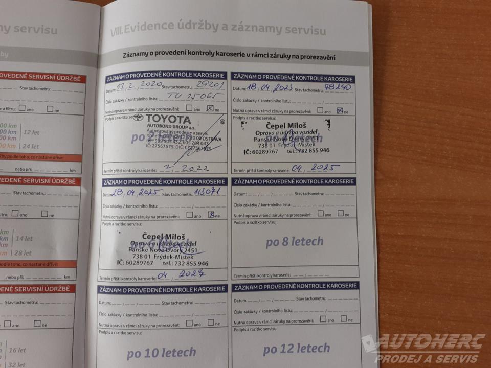 Toyota Auris 1.6 i Valvematic  AUTOMAT