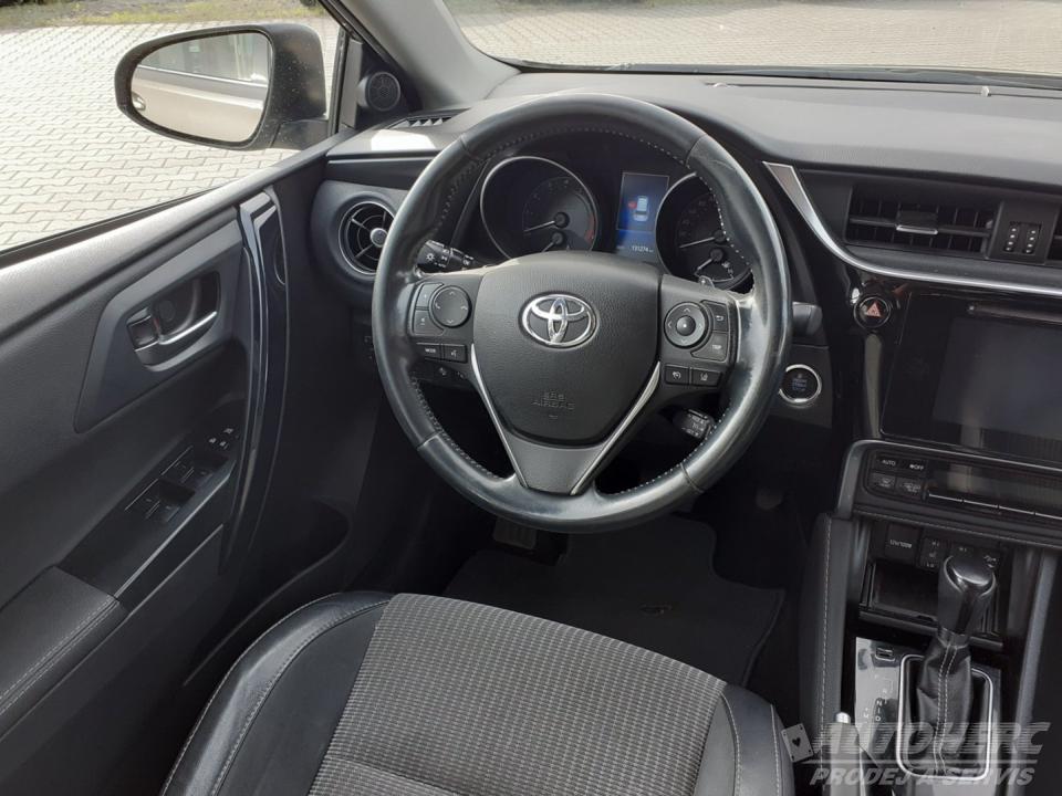 Toyota Auris 1.6 i Valvematic  AUTOMAT