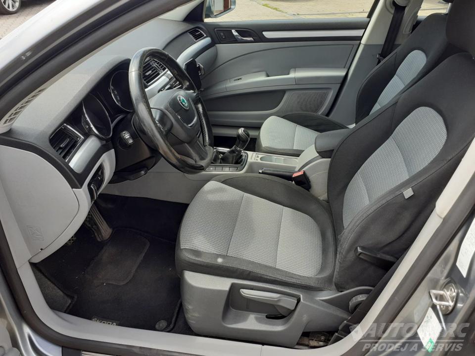 Škoda Superb 2.0 TDi  ČR