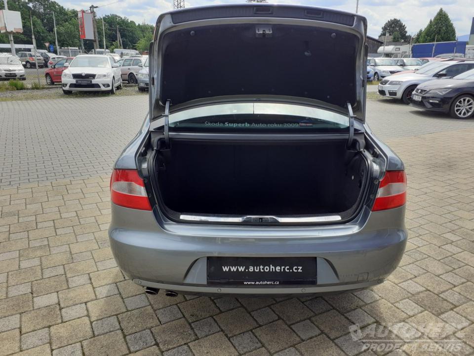 Škoda Superb 2.0 TDi  ČR