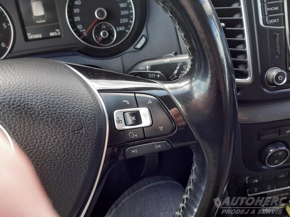 Volkswagen Sharan 2.0 TDI 4X4 DSG 7 MÍST.