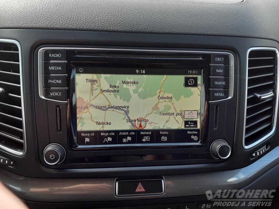 Volkswagen Sharan 2.0 TDI 4X4 DSG 7 MÍST.