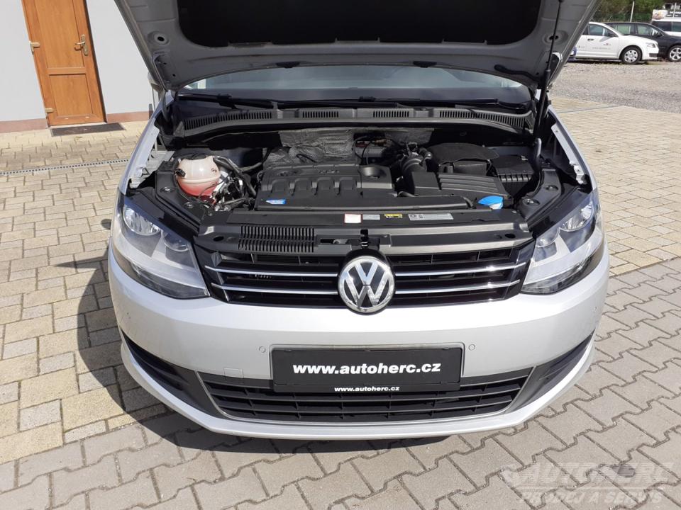 Volkswagen Sharan 2.0 TDI 4X4 DSG 7 MÍST.
