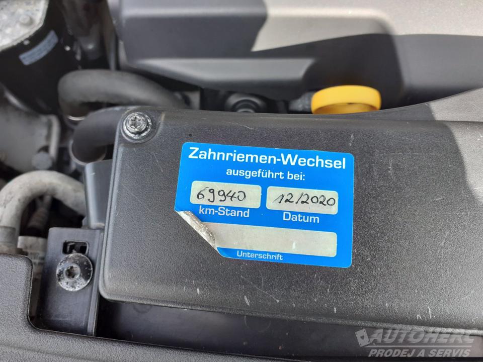 Volkswagen Sharan 2.0 TDI 4X4 DSG 7 MÍST.